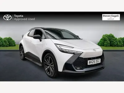 Used Toyota C-HR 140 HP (102 kW) 2025 White SUV