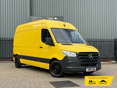Used Mercedes Sprinter 143 HP (105 kW) 2019 Yellow Van