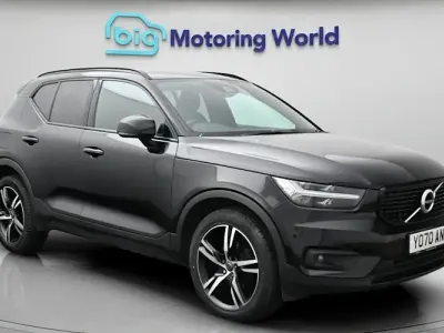 Usado Volvo XC40 R-Design 163 HP (119 kW) 2021 Preto SUV