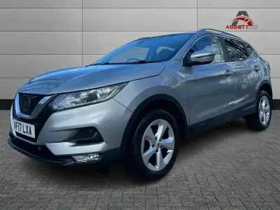 Second-hand Nissan Qashqai Acenta 110 CP (80 kW) 2017 Argintiu SUV
