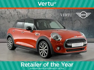 Usado Mini Cooper Hatch 136 HP (100 kW) 2018 Laranja Citadino