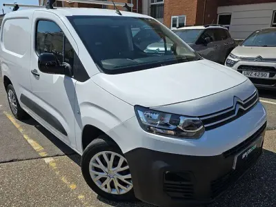 Used Citroën Berlingo 102 HP (75 kW) 2022 White MPV