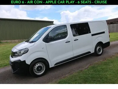 Gebraucht Vauxhall Vivaro 150 PS (110 kW) 2025 Weiß Van / Kleinbus