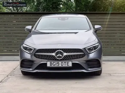 Usado Mercedes CLS400 AMG line 340 HP (250 kW) 2019 Cinzento Coupé