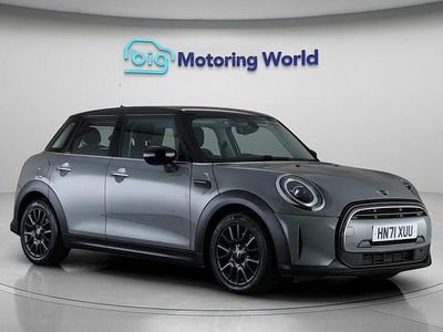 Used Mini Cooper Classic 136 HP (100 kW) 2021 Grey Hatchback