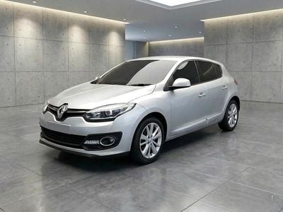 Używany Renault Mégane IV Dynamique 110 KM (80 kW) 2016 Srebrny Hatchback