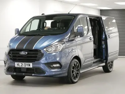 Used Ford Transit Custom Sport 185 HP (136 kW) 2021 Blue Estate