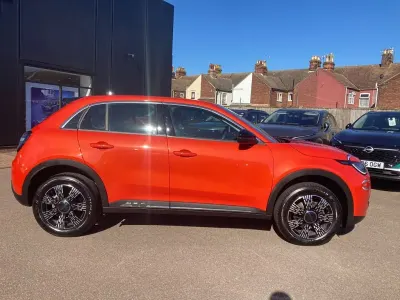 Używany Fiat 600 2024 Pomarańczowy SUV