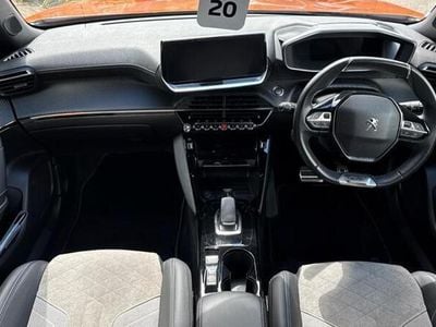 Peugeot e-2008