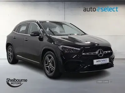 Begagnad Mercedes GLA200 Executive 163 HK (119 kW) 2024 Svart SUV