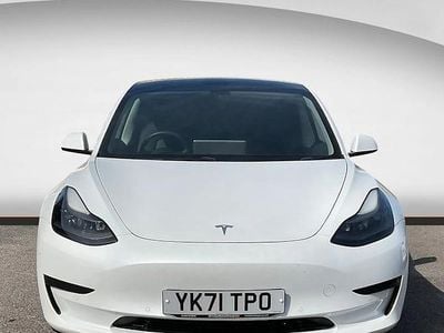 Używany Tesla Model 3 Standard Range 208 kW (283 KM) 2021 Biały Sedan/Limuzyna