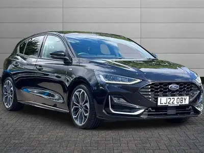 Gebraucht Ford Focus ST-Line 155 PS (114 kW) 2022 Schwarz Kleinwagen