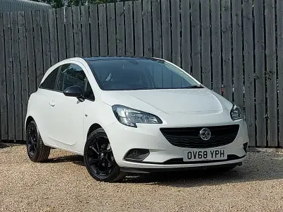 Used Vauxhall Corsa 75 HP (55 kW) 2019 White Hatchback