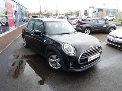 Used Mini Cooper Classic 134 HP (98 kW) 2020 Black Hatchback