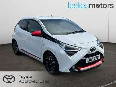 Second-hand Toyota Aygo Trend 72 CP (52 kW) 2021 Alb Hatchback