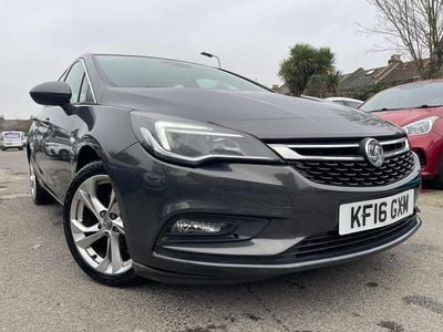 Used Vauxhall Astra SRi 150 HP (110 kW) 2016 Grey Hatchback