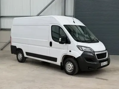 Used Peugeot Boxer Premium 140 HP (102 kW) 2024 White Van