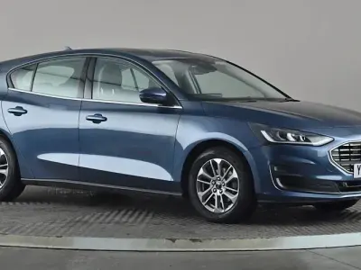 Used Ford Focus Titanium 155 HP (114 kW) 2023 Blue Hatchback
