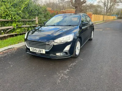 Used Ford Focus Zetec 120 HP (88 kW) 2019 Black Hatchback