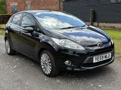 Używany Ford Fiesta Titanium 2009 Czarny Hatchback