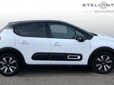 Used Citroën C3 PureTech 108 HP (79 kW) 2024 White Hatchback