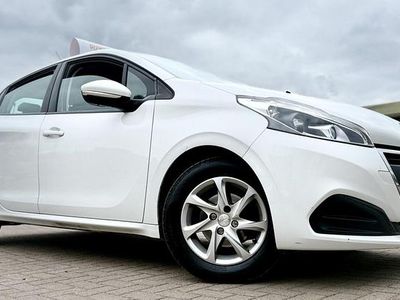Used Peugeot 208 Active 2017 White Hatchback