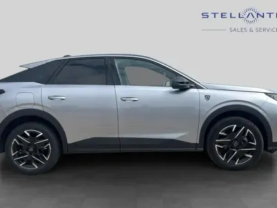 Używany Peugeot 3008 GT 134 KM (98 kW) 2025 Szary SUV