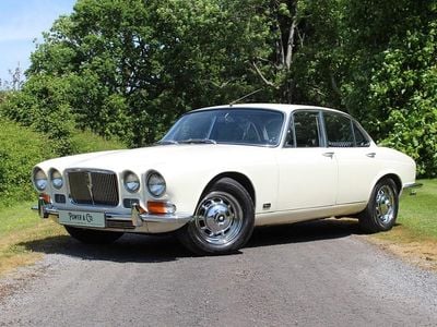 Used Jaguar XJ12 1973 White Sedan