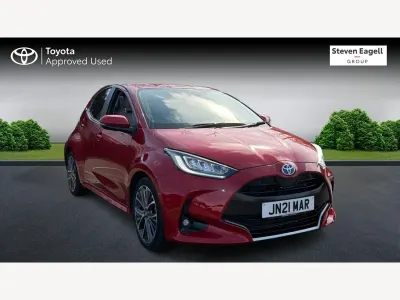 Used Toyota Yaris Hybrid 2023 Red Hatchback