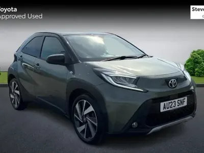 Used Toyota Aygo X 72 HP (52 kW) 2023 Green SUV