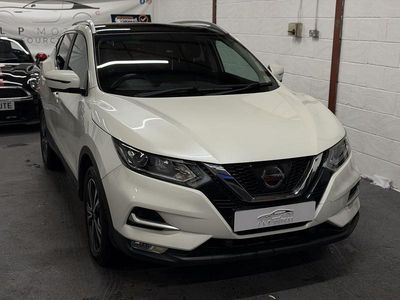 Used Nissan Qashqai N-Connecta 115 HP (84 kW) 2017 White SUV