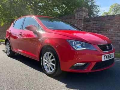 Używany Seat Ibiza SE 90 KM (66 kW) 2016 Czerwony Hatchback