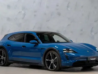 Usado Porsche Taycan Cross Turismo 419 kW (571 HP) 2023 Carrinha