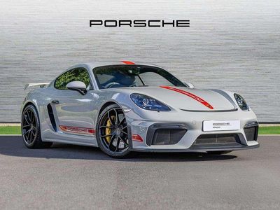 Porsche Cayman GT4