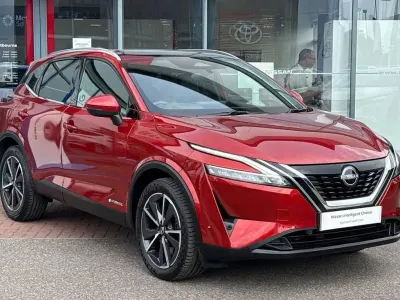 Used Nissan Qashqai Tekna 190 HP (139 kW) 2023 Red SUV