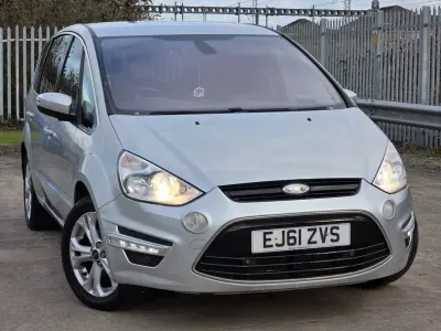 Używany Ford S-MAX Titanium 140 KM (102 kW) 2011 Srebrny Minivan