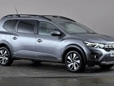 Begagnad Dacia Jogger Expression 110 HK (80 kW) 2025 Grå Minibuss