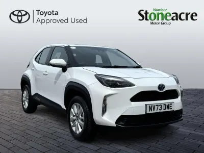 Used Toyota Yaris Hybrid 116 HP (85 kW) 2024 White Hatchback