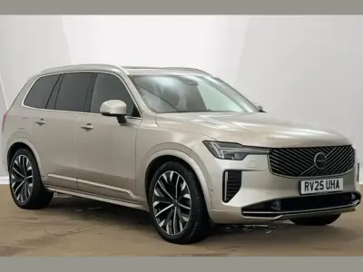 Usado Volvo XC90 Ultra 455 HP (334 kW) 2025 Other SUV