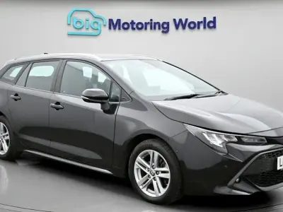 Begagnad Toyota Corolla 122 HK (89 kW) 2021 Svart Kombi