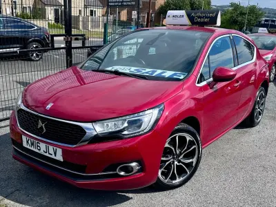 Used DS Automobiles DS4 Prestige 150 HP (110 kW) 2016 Red Hatchback