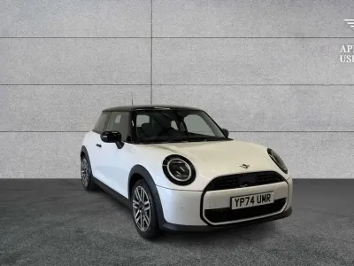 Used Mini Cooper Hatch 154 HP (113 kW) 2024 White Hatchback