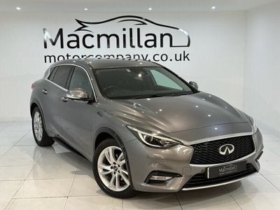 Infiniti Q30