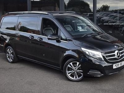 Mercedes V220