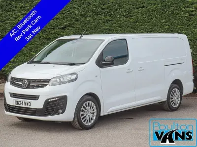 Used Vauxhall Vivaro 145 HP (106 kW) 2024 White MPV