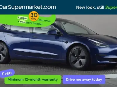 Usado Tesla Model 3 RWD 208 kW (283 HP) 2022 Azul Sedan