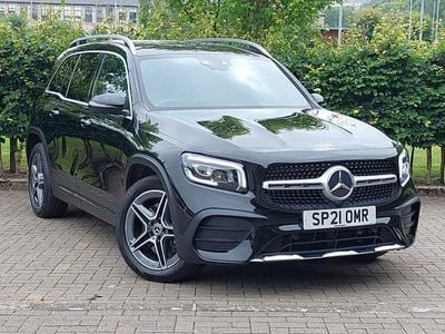 Mercedes GLB220
