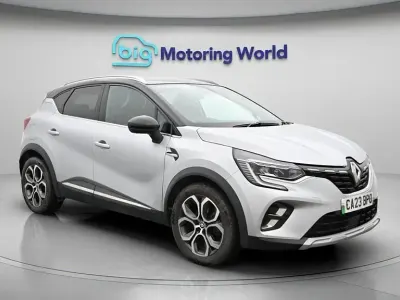 Used Renault Captur Techno 145 HP (106 kW) 2023 Grey SUV