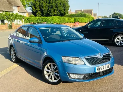 Used Skoda Octavia Elegance 184 HP (135 kW) 2015 Blue Estate