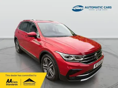 Begagnad VW Tiguan Elegance 150 HK (110 kW) 2021 Röd SUV
